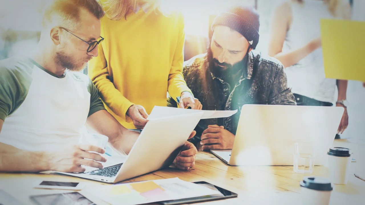 Équipe ClickForest au travail